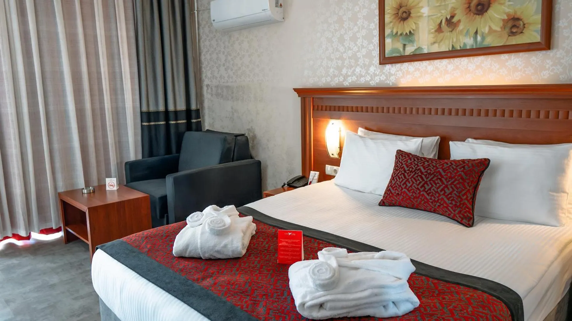 Casa Fora Beach Resort & Spa 安塔利亚